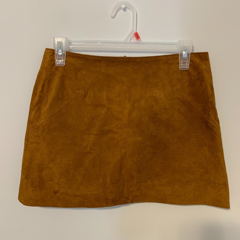 Forever 21 - Tan Suede Skirt - Size Small